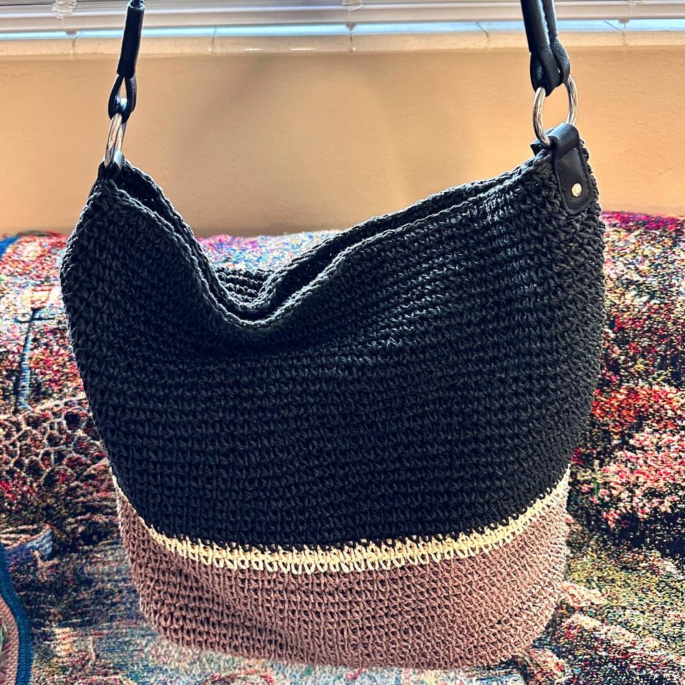 Vintage Banana Republic Black and Tan Woven Tote Bag